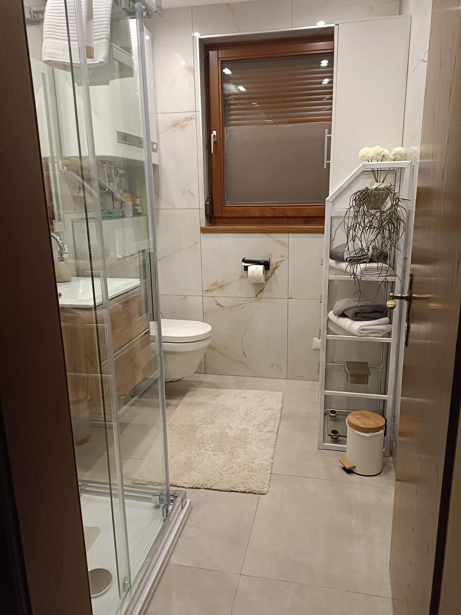 Haus Flora - Ferienwohnung Bodensdorf Ngoại thất bức ảnh